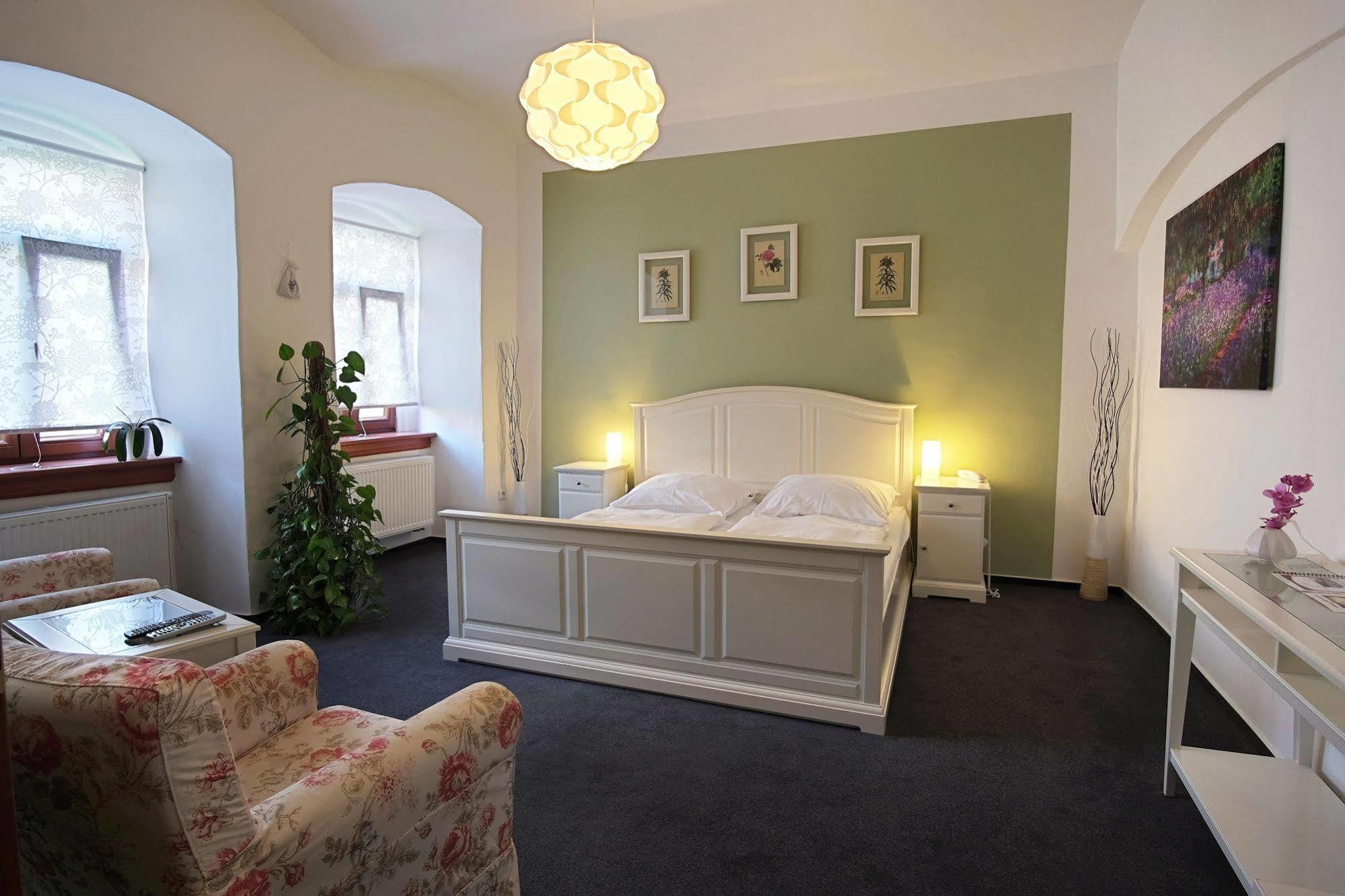 Pension Pod Vezi Kolín Extérieur photo